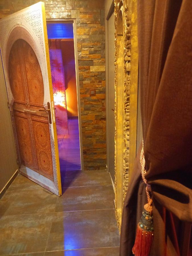 Love Room, Les Nuitees Secretes De Rouen Darnetal ภายนอก รูปภาพ