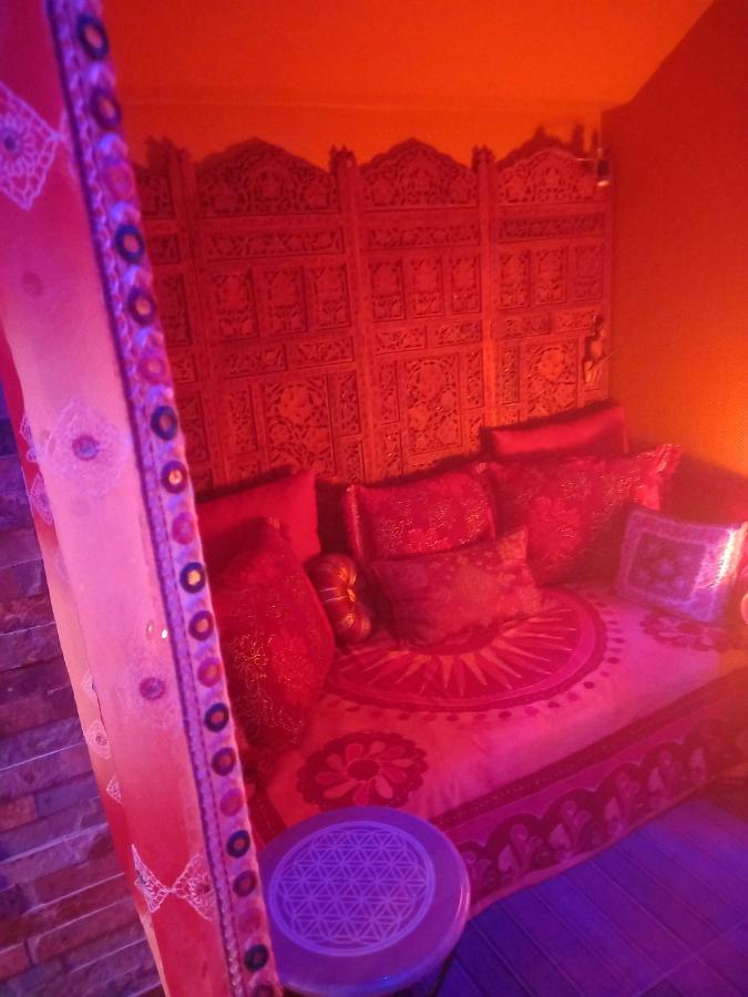 Love Room, Les Nuitees Secretes De Rouen Darnetal ภายนอก รูปภาพ