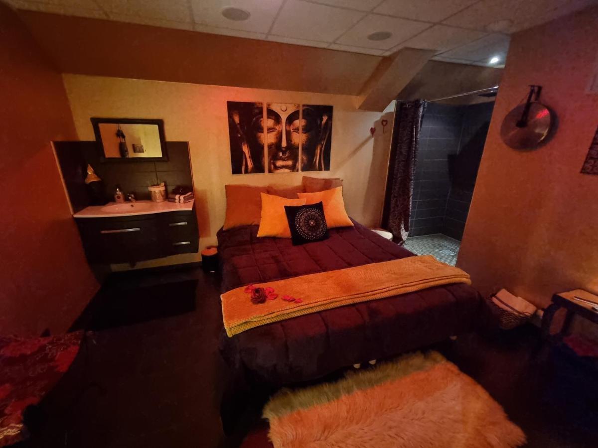 Love Room, Les Nuitees Secretes De Rouen Darnetal ภายนอก รูปภาพ